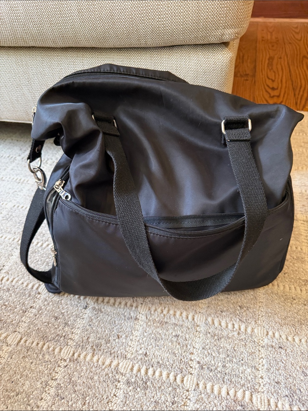 Sarah Wells pumping & diaper bag - Picture 2 of 3